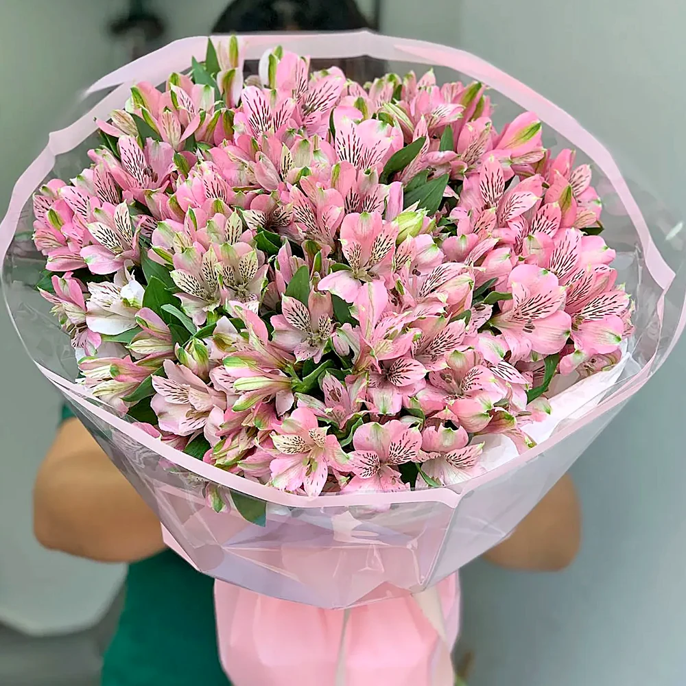 Букет из альстромерий