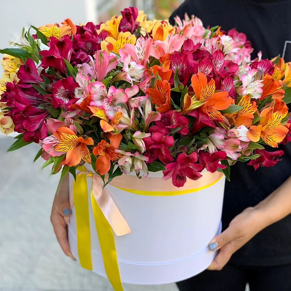 Цветы в коробке